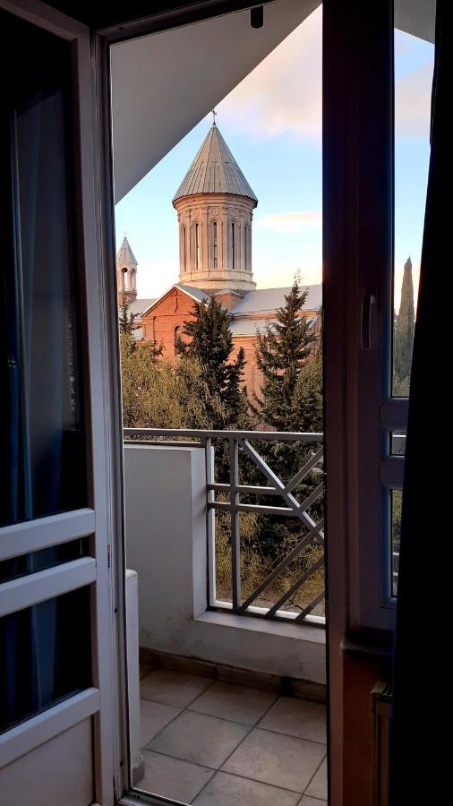 Отель Lile Тбилиси Экстерьер фото